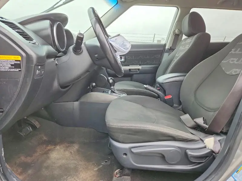 2013 KIA SOUL +  