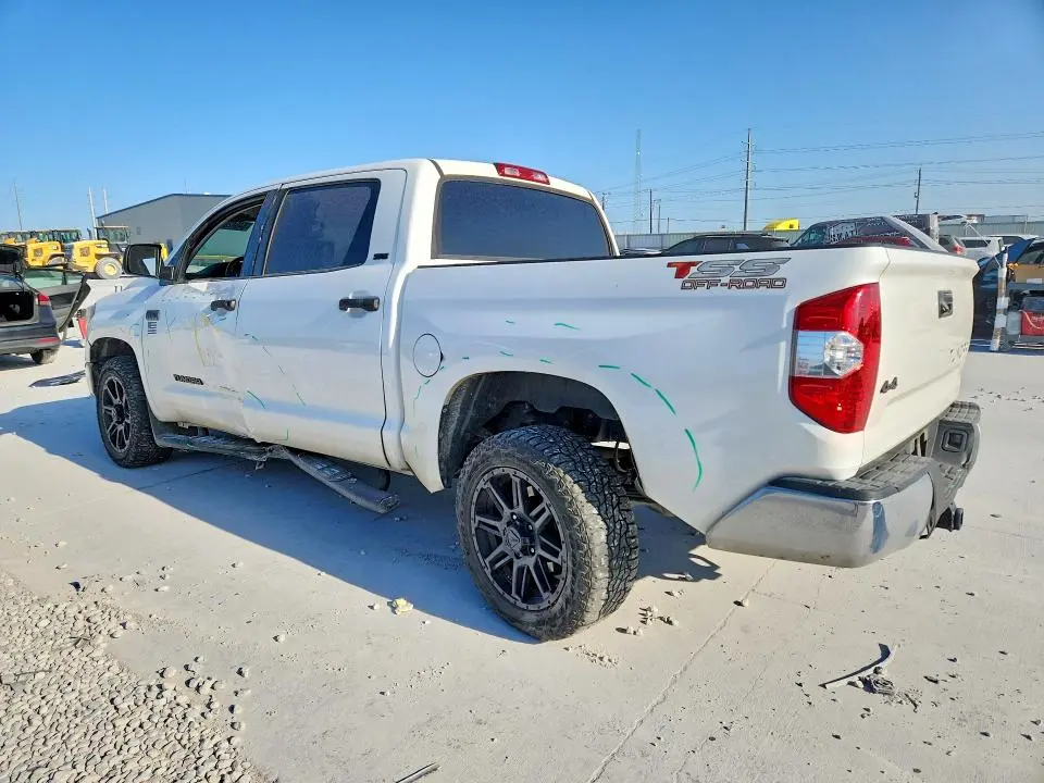 2019 TOYOTA TUNDRA CREWMAX SR5  