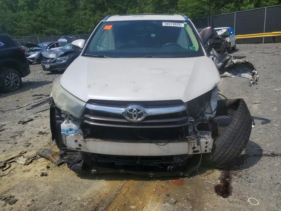 2015 TOYOTA HIGHLANDER XLE  