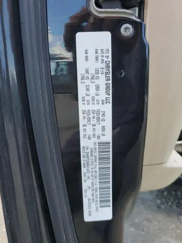 2010 CHRYSLER TOWN & COUNTRY LIMITED  