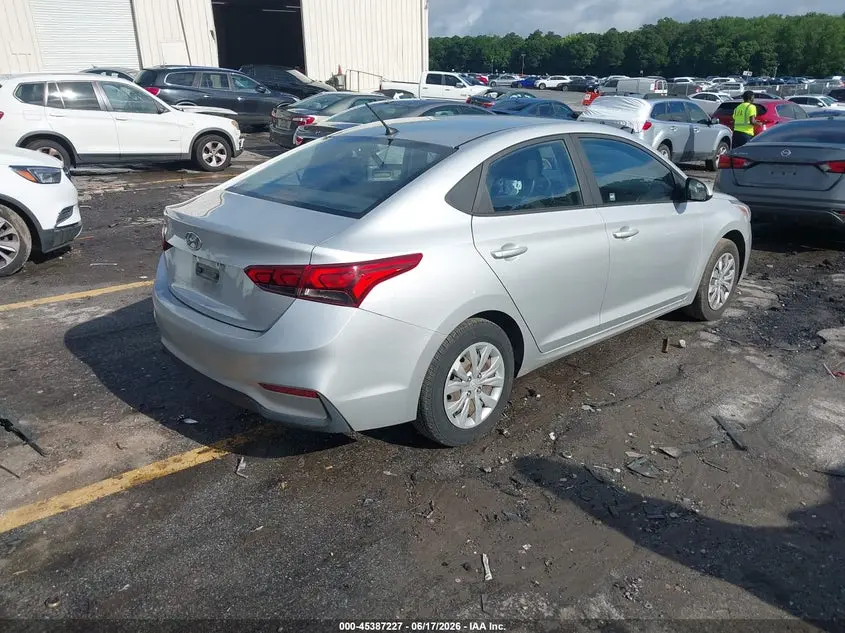 2019 HYUNDAI ACCENT SE