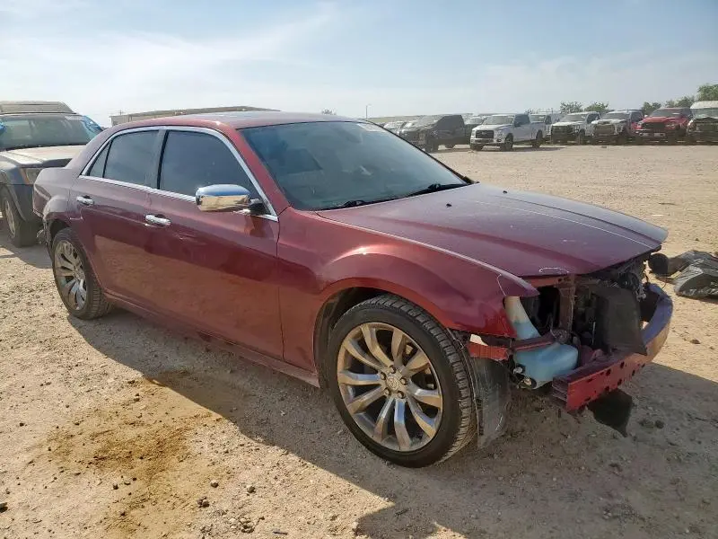 2019 CHRYSLER 300 LIMITED  