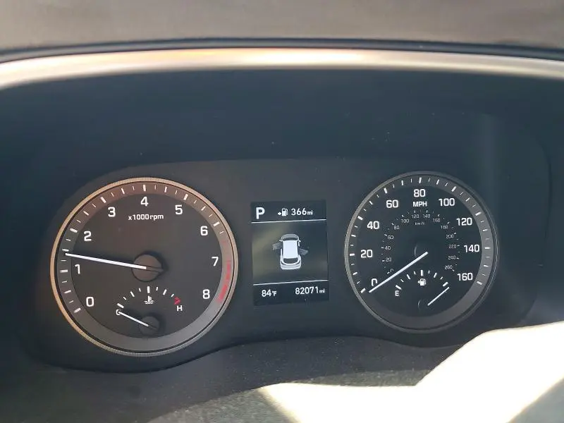 2020 HYUNDAI TUCSON SE  