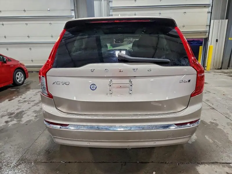 2024 VOLVO XC90 PLUS  