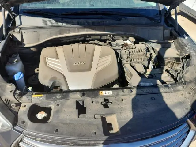 2017 HYUNDAI SANTA FE SE  