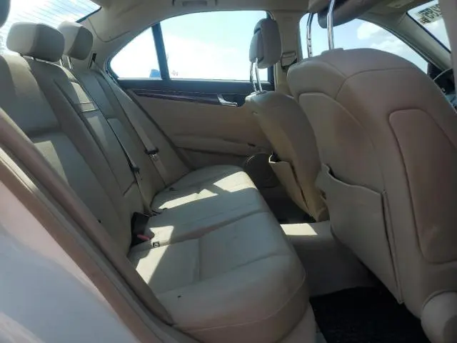 2010 MERCEDES-BENZ C 300  
