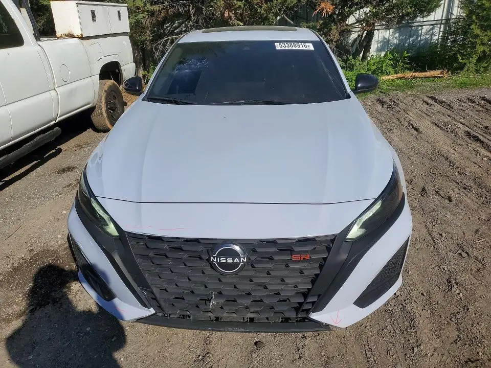 2023 NISSAN ALTIMA SR  