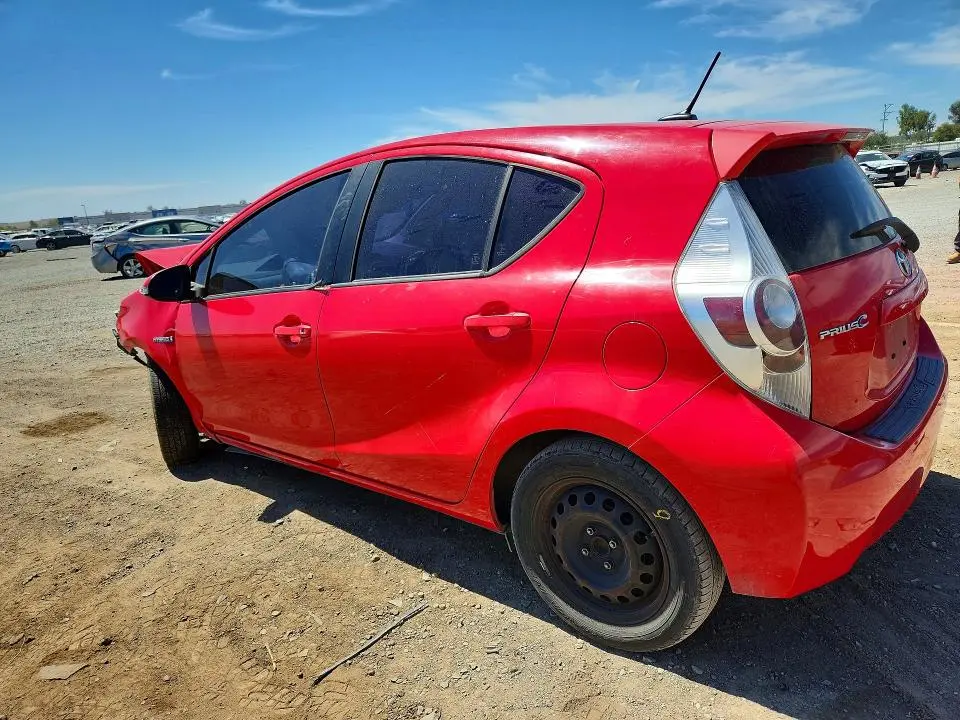 2013 TOYOTA PRIUS C THREE  