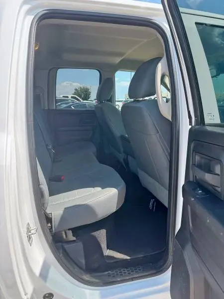 2016 RAM 1500 ST  