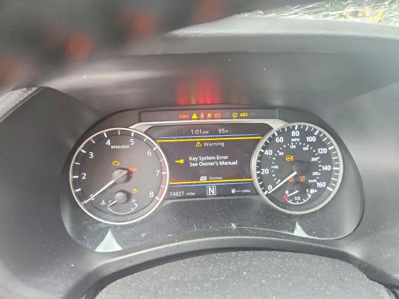 2021 NISSAN SENTRA SR  