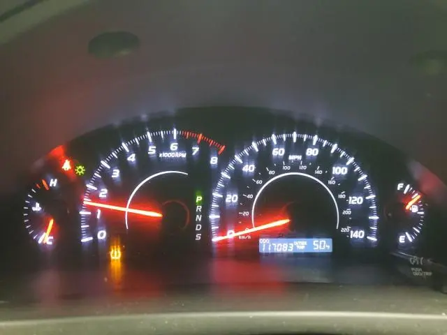 2010 TOYOTA CAMRY BASE  