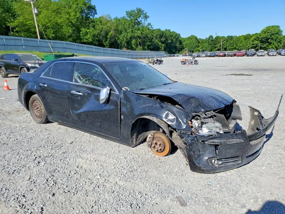 2014 CHRYSLER 300C   