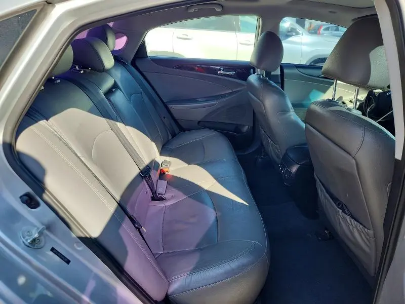2013 HYUNDAI SONATA SE  
