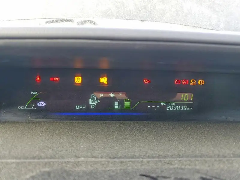 2013 TOYOTA PRIUS V TWO  