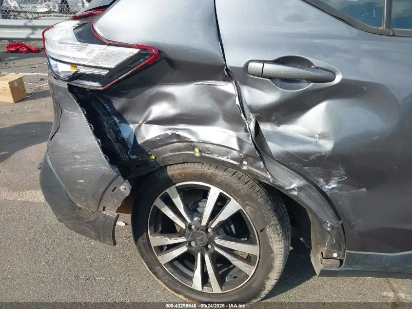 2020 NISSAN KICKS SR XTRONIC CVT