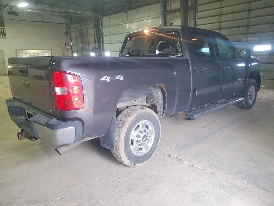 2011 CHEVROLET SILVERADO K2500 HEAVY DUTY LT  