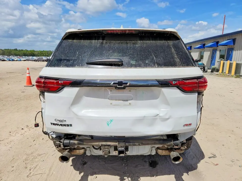 2022 CHEVROLET TRAVERSE RS  