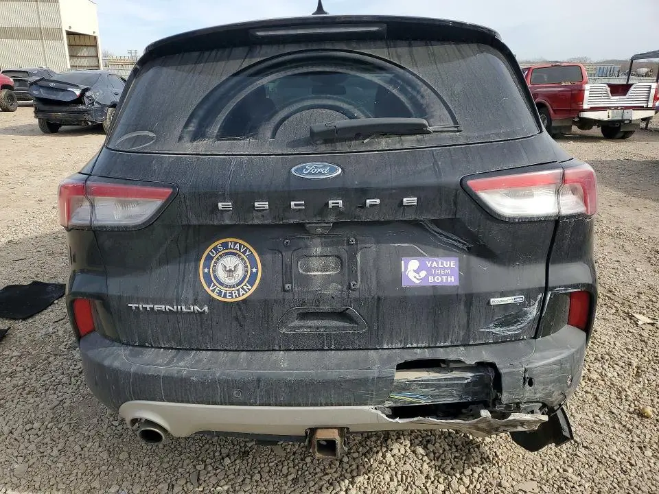 2020 FORD ESCAPE TITANIUM  