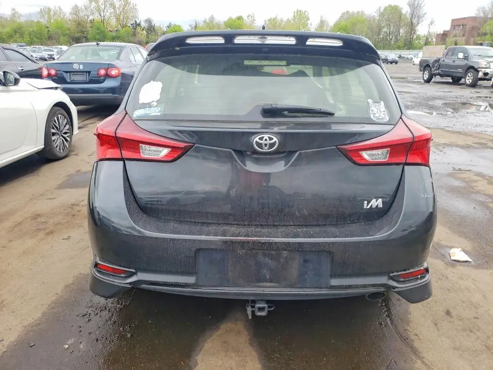 2018 TOYOTA COROLLA IM BASE  