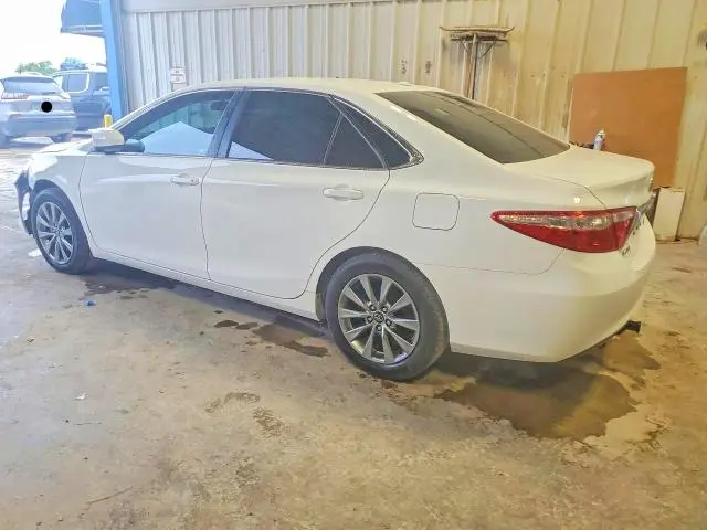 2017 TOYOTA CAMRY XLE  