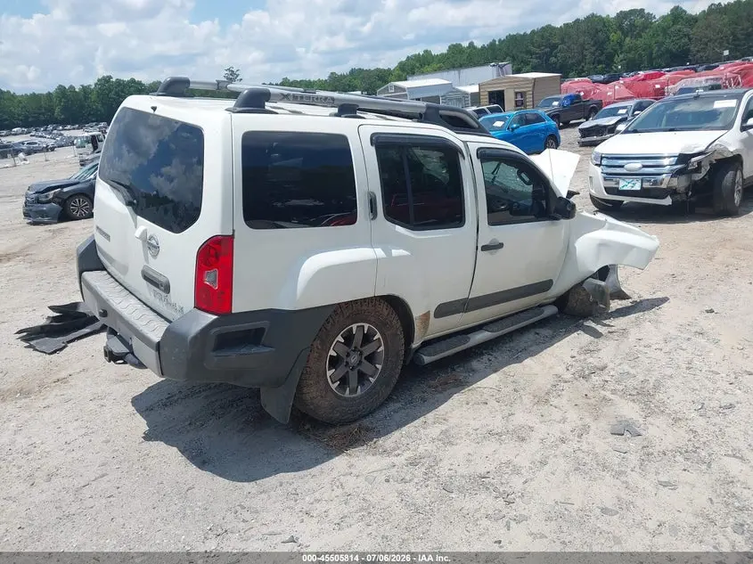 2014 NISSAN XTERRA PRO-4X