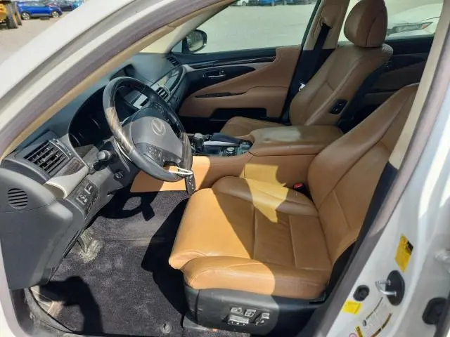 2015 LEXUS LS 460  