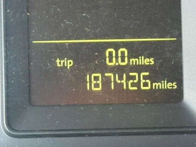 2011 VOLKSWAGEN TIGUAN S  