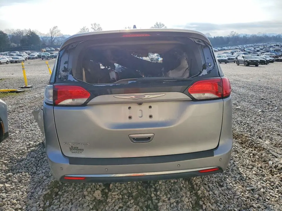 2017 CHRYSLER PACIFICA TOURING L PLUS  