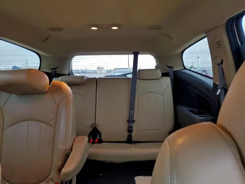 2012 CHEVROLET TRAVERSE LTZ  