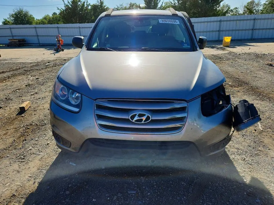 2012 HYUNDAI SANTA FE GLS  