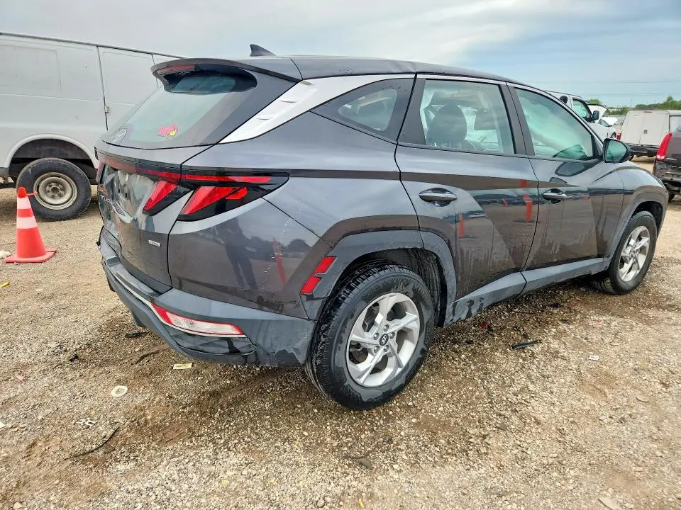 2024 HYUNDAI TUCSON SE  