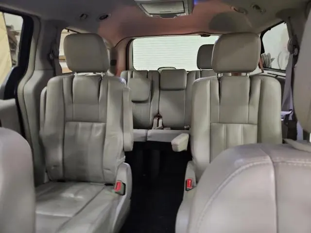 2013 CHRYSLER TOWN & COUNTRY TOURING L  