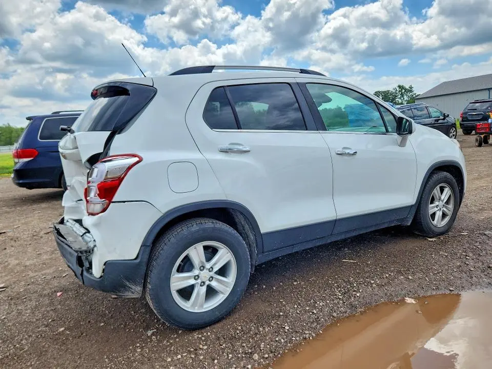 2017 CHEVROLET TRAX 1LT  