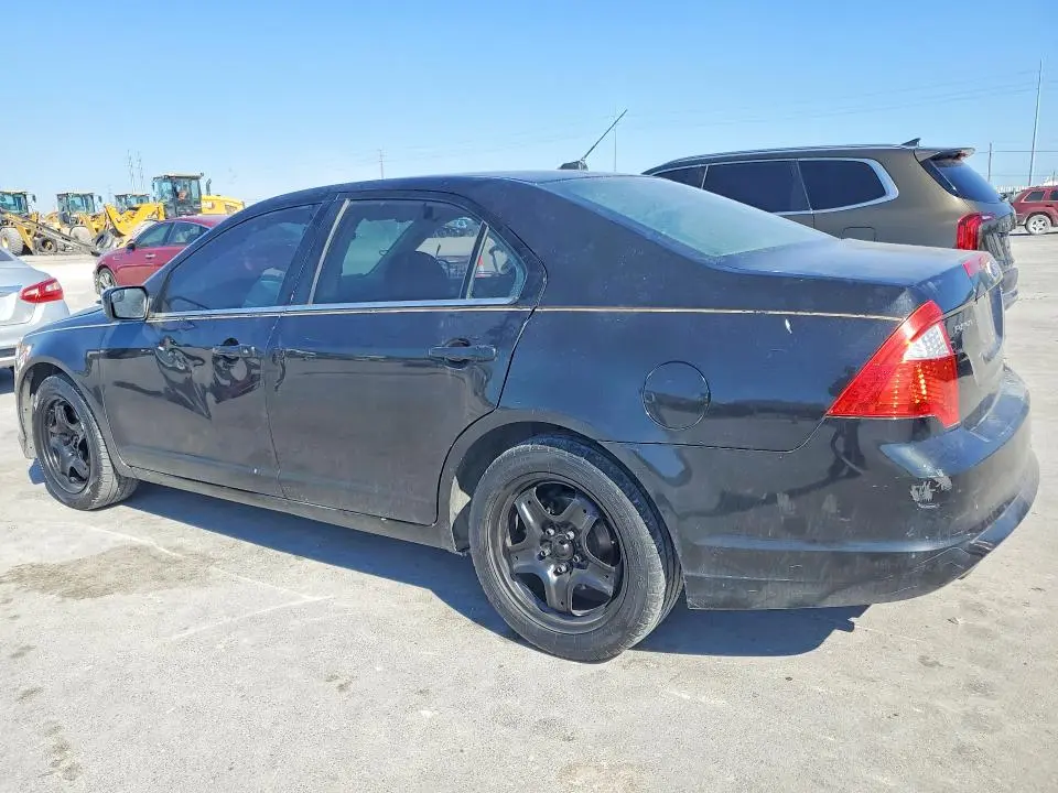 2011 FORD FUSION SE  