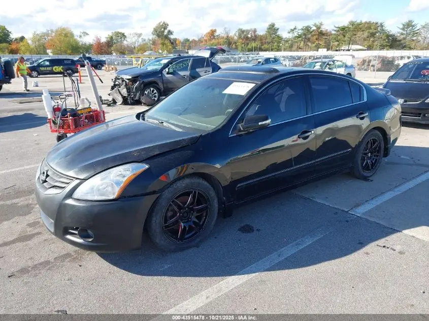 2011 NISSAN ALTIMA 3.5 SR