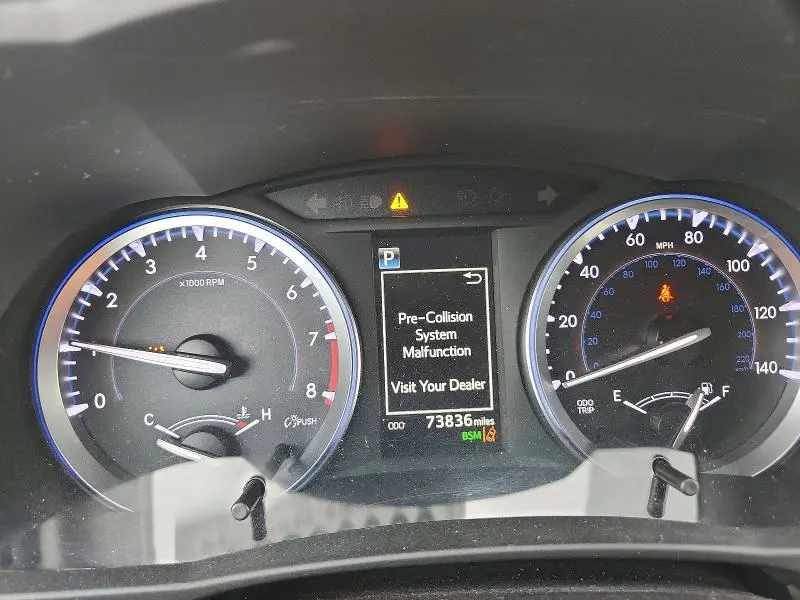 2017 TOYOTA HIGHLANDER XLE  