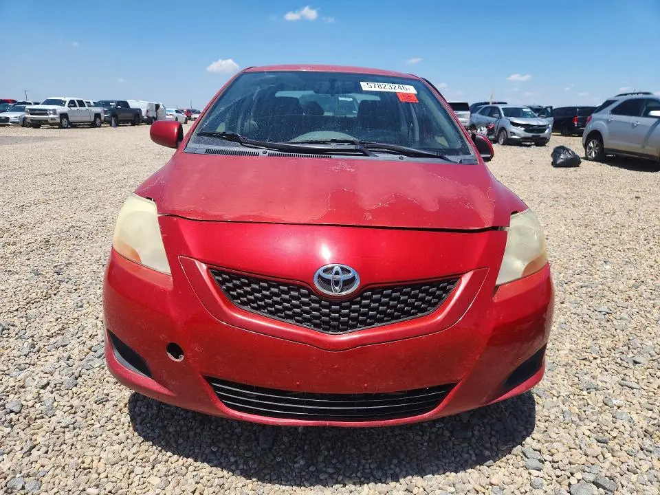 2011 TOYOTA YARIS   
