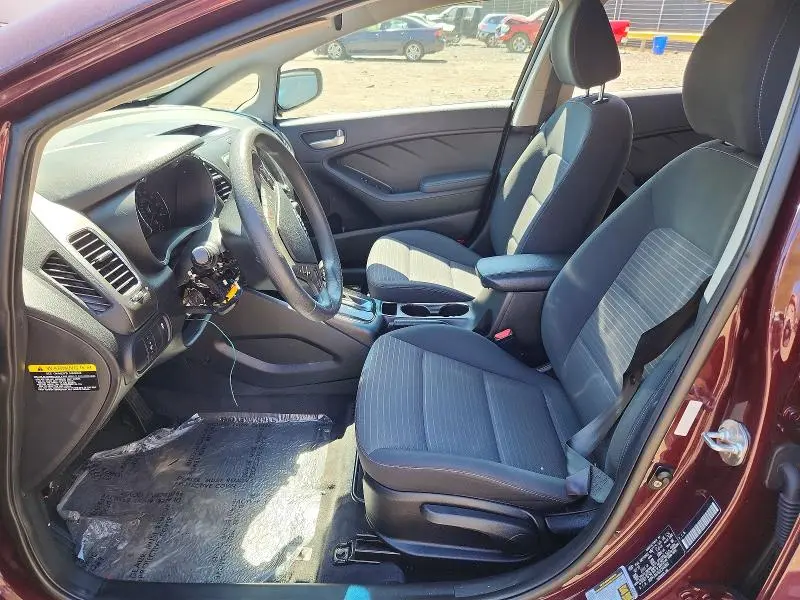 2018 KIA FORTE LX  
