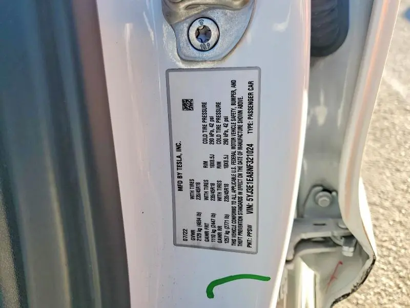 2022 TESLA MODEL 3   