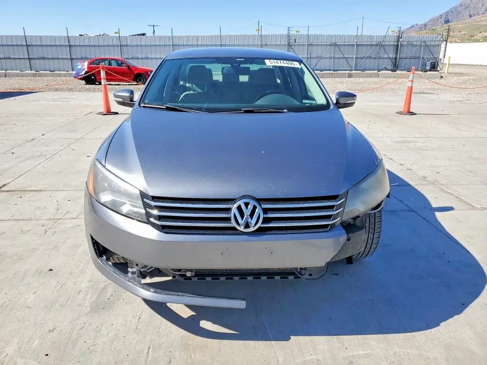 2014 VOLKSWAGEN PASSAT SE  