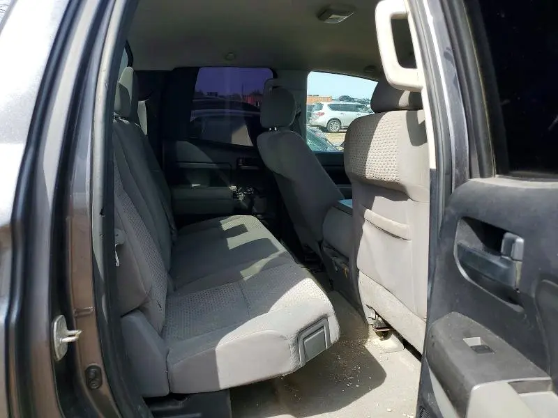 2011 TOYOTA TUNDRA DOUBLE CAB SR5  