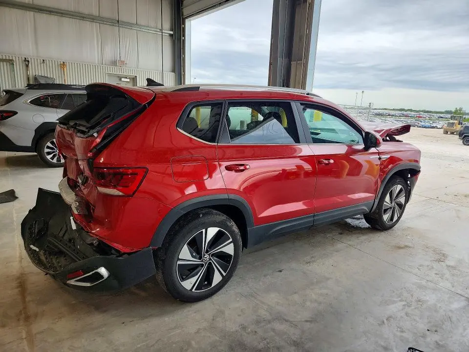 2024 VOLKSWAGEN TAOS SE  