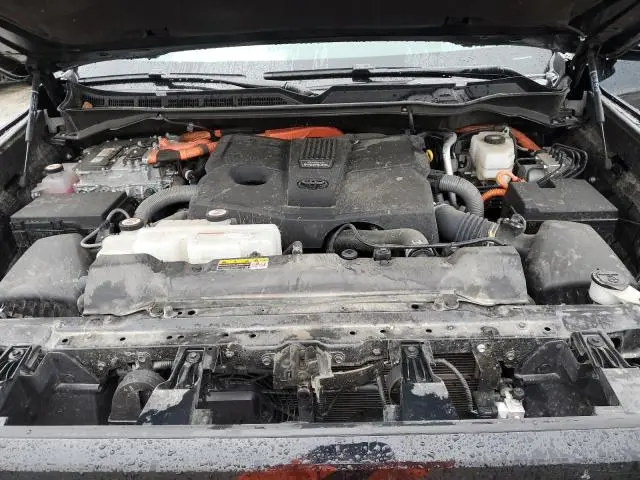 2024 TOYOTA TUNDRA CREWMAX LIMITED  