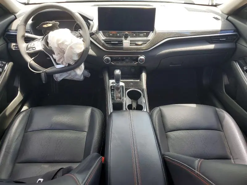 2023 NISSAN ALTIMA SR  