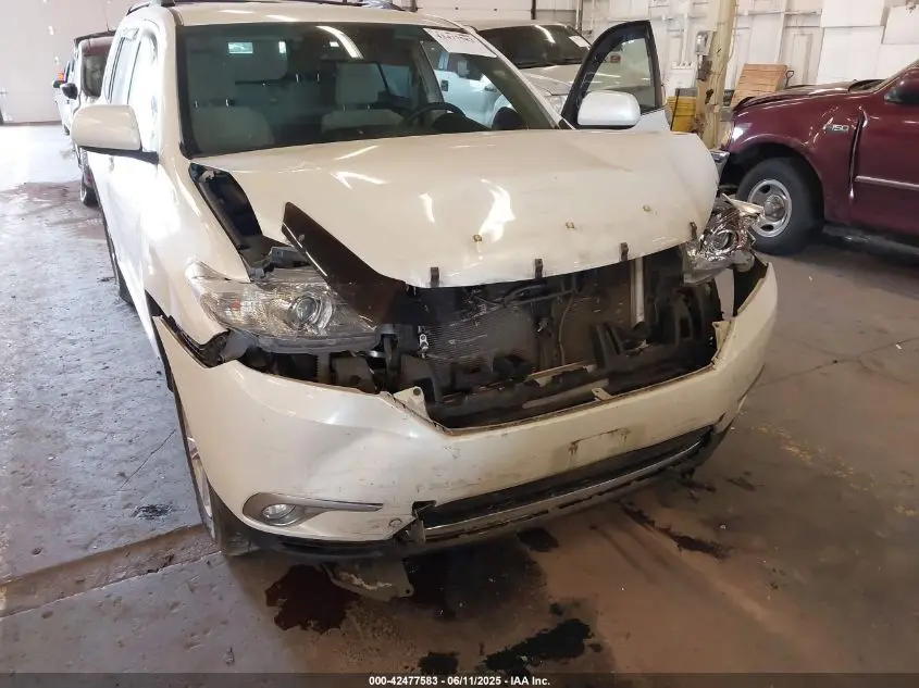 2012 TOYOTA HIGHLANDER BASE V6