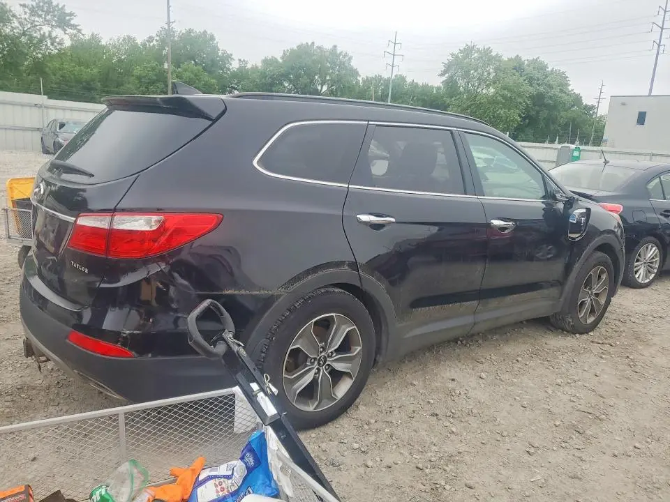 2016 HYUNDAI SANTA FE SE  