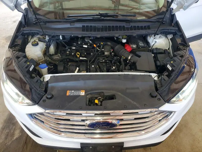 2020 FORD EDGE SE  