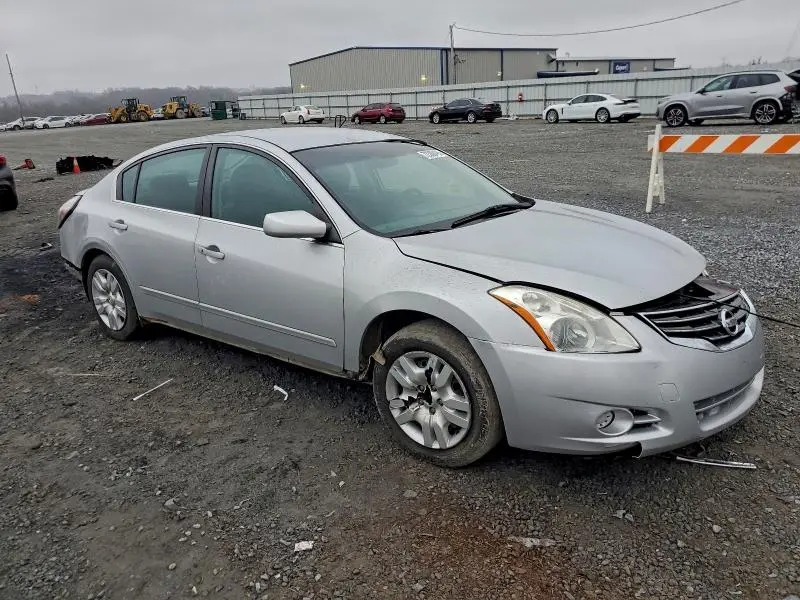 2010 NISSAN ALTIMA BASE  