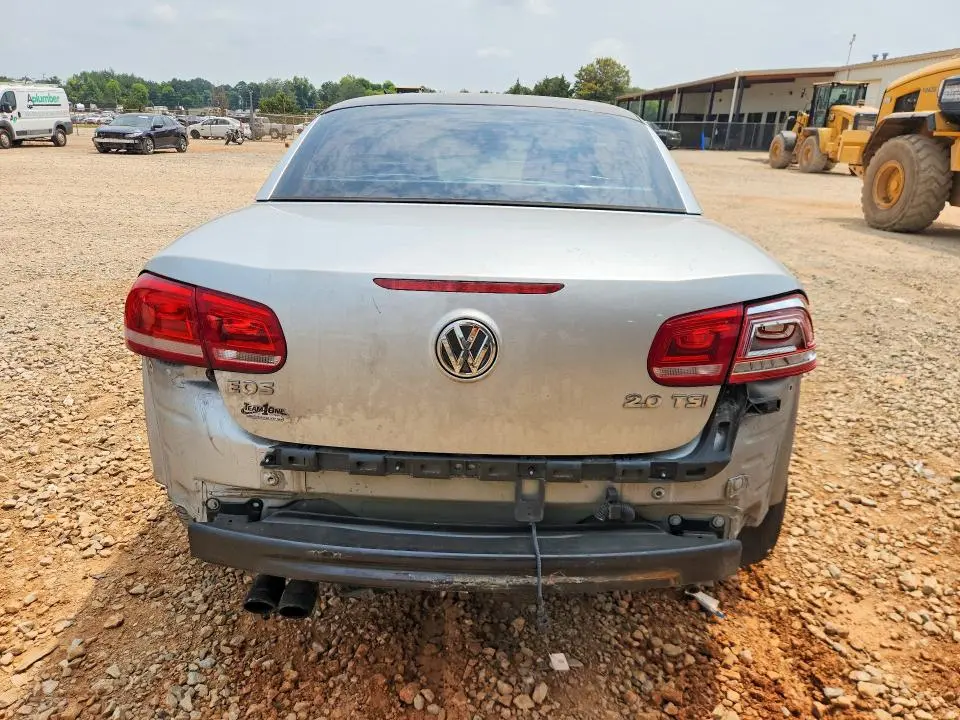 2015 VOLKSWAGEN EOS KOMFORT  