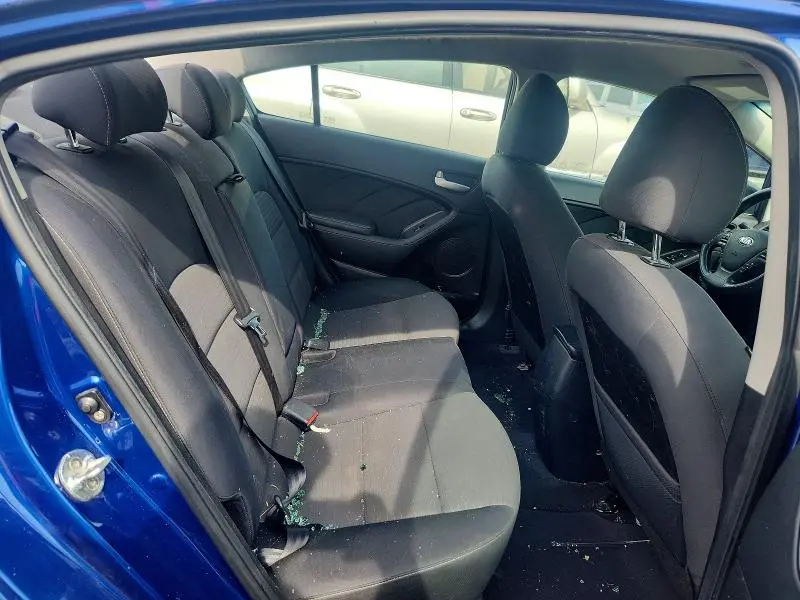 2018 KIA FORTE LX  